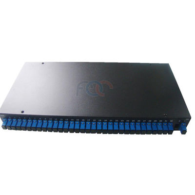 вносимая потеря 1×32 коробки Splitter PLC держателя шкафа 1U холодная стальная низкая