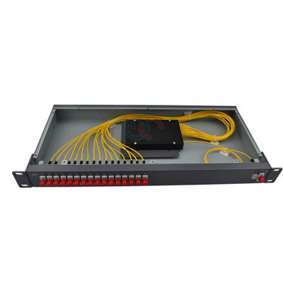 Splitter стекловолокна одиночного режима G657A Splitter FC UPC PLC держателя шкафа 1x16